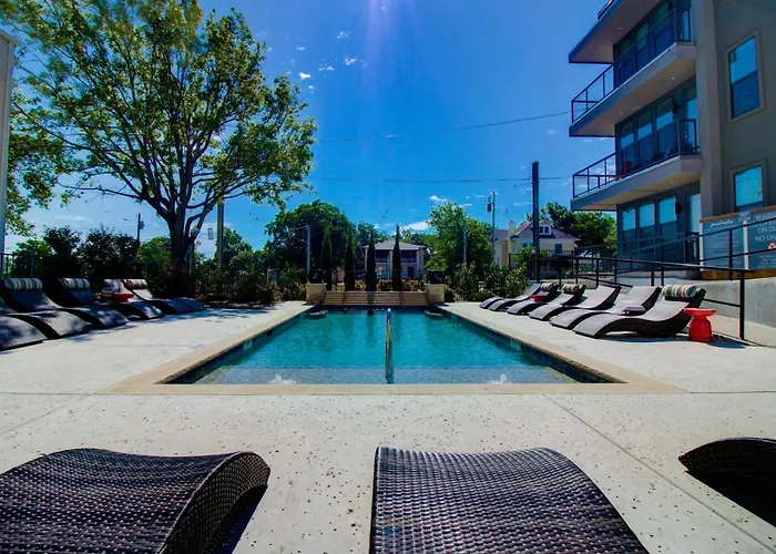 The Bishop Arts Hotel By Qresorts